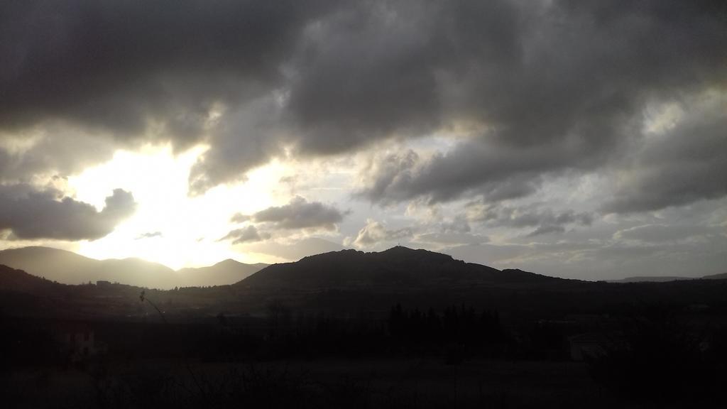 Le Gite De Cristal Proche Bugarach Granes Luaran gambar
